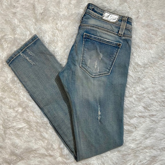Vigoss Denim - Vigoss | Skinny Distressed Medium Wash Low Jeans